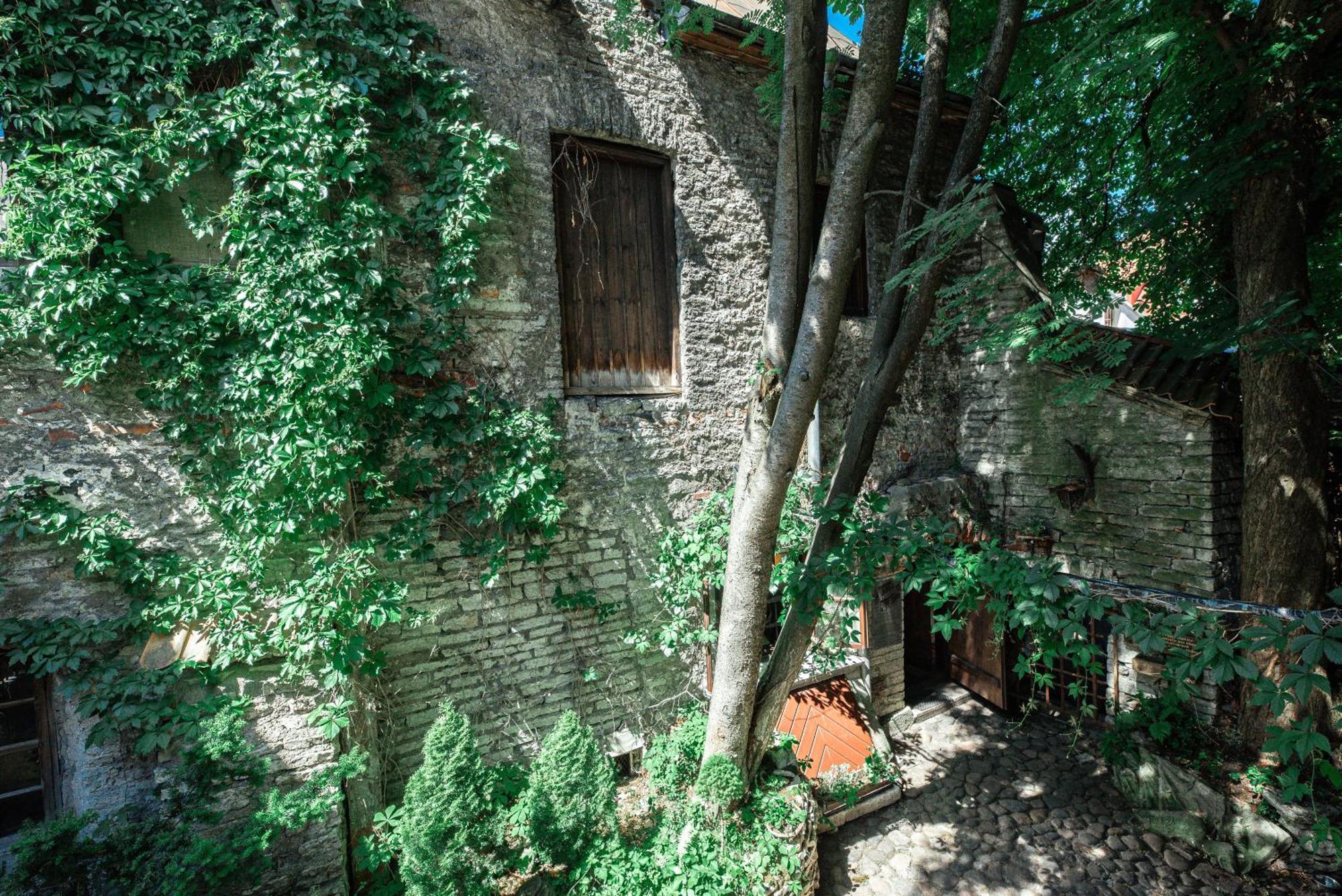Airhome - Old Dominican Monastery ทาลลินน์ ภายนอก รูปภาพ