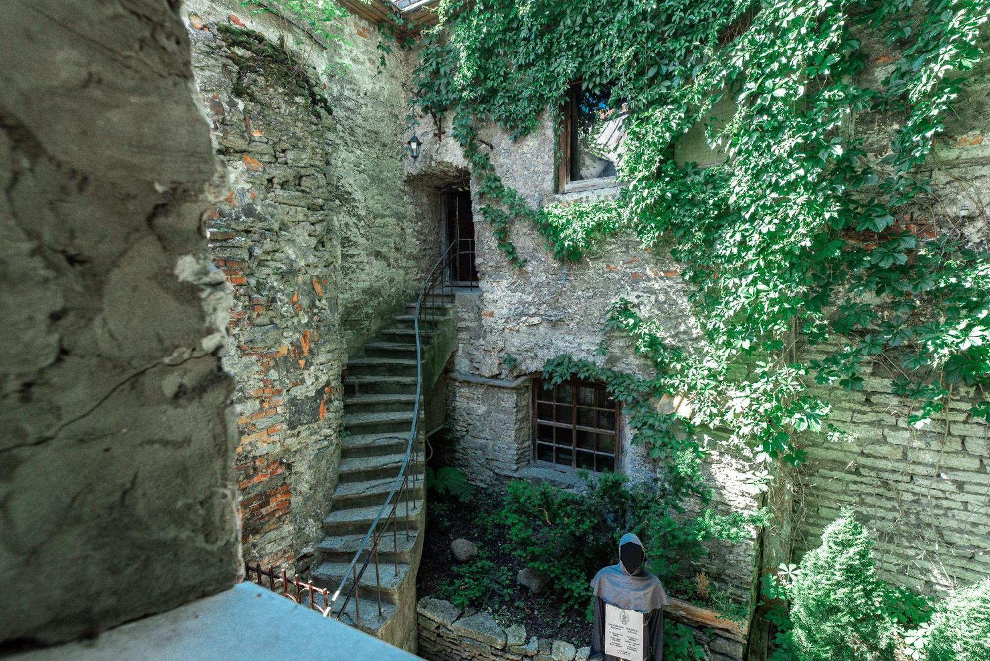 Airhome - Old Dominican Monastery ทาลลินน์ ภายนอก รูปภาพ